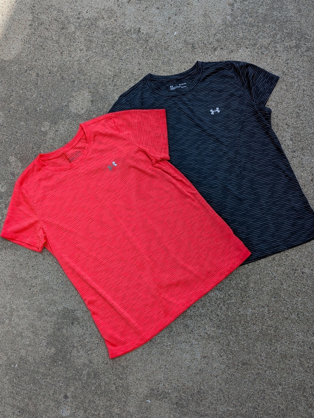 UNDER ARMOUR loose fit tee bundle XL
